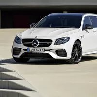 Mercedes-AMG E63 S kombi – kombajn náročných rodičů