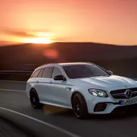 Mercedes-AMG E63 S kombi – kombajn náročných rodičů