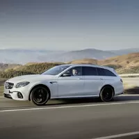 Mercedes-AMG E63 S kombi – kombajn náročných rodičů
