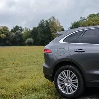 Jaguar F-Pace 2.0d AWD: První velká kočka
