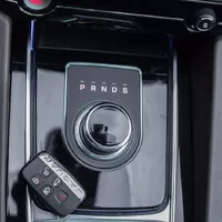 Jaguar F-Pace 2.0d AWD: První velká kočka