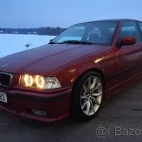 Hrdinové za babku: BMW 323ti Compact