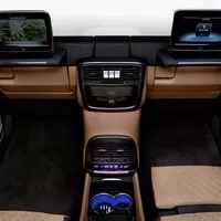 Mercedes-Maybach G650 je nejopulentnější Géčko na světě