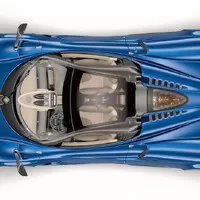 Pagani Huayra Roadster je lehčí a krásnější než kupé