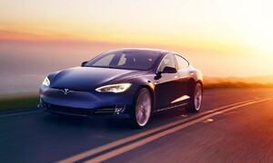 Novinky: Jaké hodnoty výkonu a krouťáků má vlastně nejsilnější Tesla?