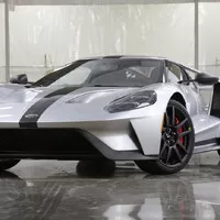 Ford GT je díky paketu Competition Series ostřejší než ostrý