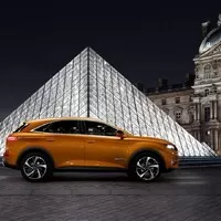 DS7 Crossback si hodlá došlápnout na prémiová kompaktní SUV