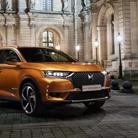 DS7 Crossback si hodlá došlápnout na prémiová kompaktní SUV