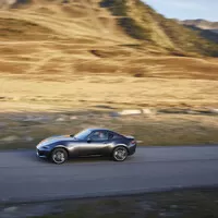 Mazda MX-5 RF: Úplně nový druh Miaty