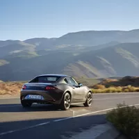 Mazda MX-5 RF: Úplně nový druh Miaty