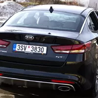 Kia Optima GT: Kam ten spěch?