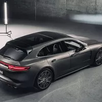 Přichází Porsche v naftě a kombíku aneb první Panamera, která není ošklivá
