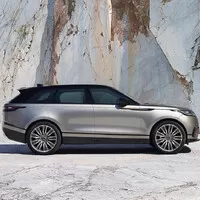 Range Rover Velar kompletně odhalen