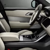 Range Rover Velar kompletně odhalen