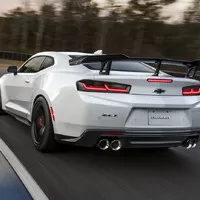 Camaro Z/28 se blíží a s ním další bitva války muscle cars