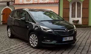 Recenze & testy: Opel Zafira 2.0 CDTI: Nenápadný pragmatik