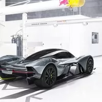 Hypersport od Astonu a Red Bullu má jméno Valkýra
