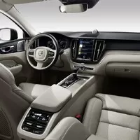 Pininfarinův elektrický sen, karbonový RUF, sportovní Tata, Volvo a Seat - co nás zaujalo v Ženevě