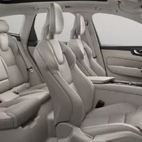 Pininfarinův elektrický sen, karbonový RUF, sportovní Tata, Volvo a Seat - co nás zaujalo v Ženevě