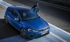 Novinky: Volkswagen ukázal ostřejšího Golfa R Performance