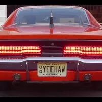 O stíhačce a dvou Američanech, kteří změnili svět automobilového designu