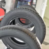 Kladiva, gumy a hřebíky, aneb je tu smysluplný nástupce runflatů?