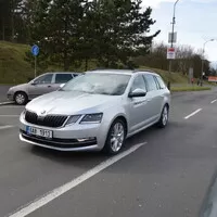 Kladiva, gumy a hřebíky, aneb je tu smysluplný nástupce runflatů?