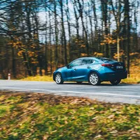 Mazda 3 G120 sedan: Kamarád do deště