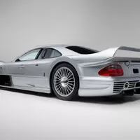Legendy minulosti: Mercedes-Benz CLK GTR