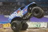 „Šílený vědec“ předvedl historicky první frontflip monster trucku