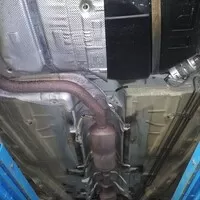 Kupte si redakční Mondeo, my si místo něj pořídíme nesmysl