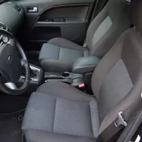 Kupte si redakční Mondeo, my si místo něj pořídíme nesmysl