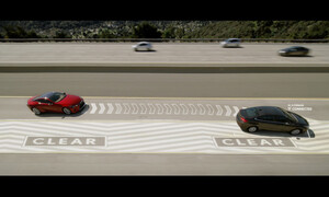 Novinky: Lexus chce v drsném aprílovém vtipu uklízet „levopružiče“