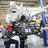 Šílenství kolem 50 let Mustangu začíná speciální edicí a autem na střeše