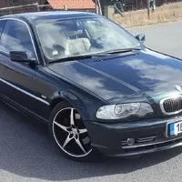 Autíčkář na lovu: Sportovní poklady za pár