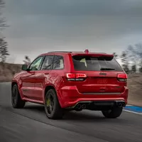 Jeep Grand Cherokee Trackhawk má opravdu slíbených 707 koní