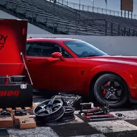 Dodge Demon je venku a je tak extrémní, jak jen může být