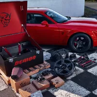 Dodge Demon je venku a je tak extrémní, jak jen může být