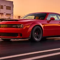 Dodge Demon je venku a je tak extrémní, jak jen může být