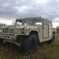 Hummer H1 - Přímočaré řešení