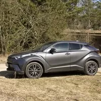 Toyota C-HR: Batmobil