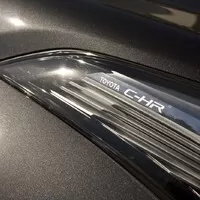 Toyota C-HR: Batmobil