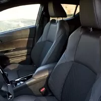 Toyota C-HR: Batmobil