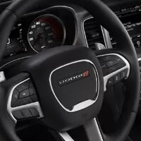 2015 Dodge Charger & Challenger: Facelift na rozloučenou