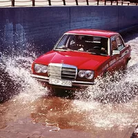 Legendární testovací trať Mercedesu slouží již 50 let