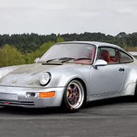 Úplně nové Porsche 911 RSR z roku 1993 potřebuje jen wapku a trochu lásky