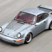 Úplně nové Porsche 911 RSR z roku 1993 potřebuje jen wapku a trochu lásky