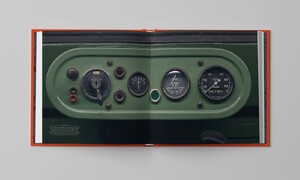 Novinky: Land Rover vydává k výročí Defenderu knihu Icon