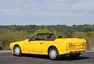 Aston Martin V8 Vantage Volante Zagato je velmi osmdesátkový a velmi žlutý