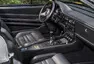 Aston Martin V8 Vantage Volante Zagato je velmi osmdesátkový a velmi žlutý